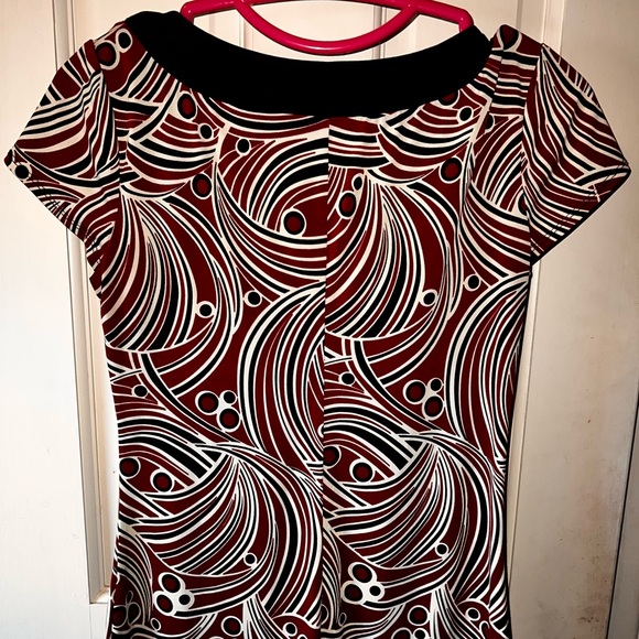 Van Heusen - Picture 2 of 3